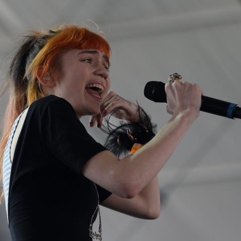 Η διάσημη τραγουδίστρια Grimes