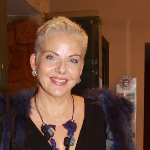 Νανά Παλαιτσάκη