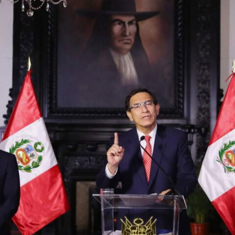 Ο πρώην πρόεδρος του Περού Μαρτίν Βισκάρα - Εμβολιάστηκε για τον κορωνοϊό εκτός σειράς