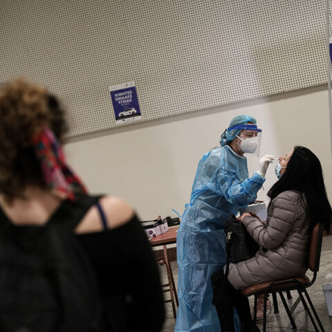 Δωρεάν έλεγχος με rapid test για τον κορωνοϊό στο Μετρό «Σύνταγμα»