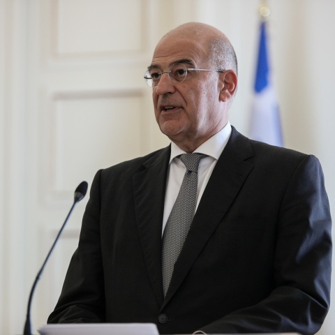 Ο υπουργός Εξωτερικών Νίκος Δένδιας εξηγεί τις προϋποθέσεις για βελτίωση των σχέσεων με την Τουρκία και την επίλυση των διαφορών στο Αιγαίο 
