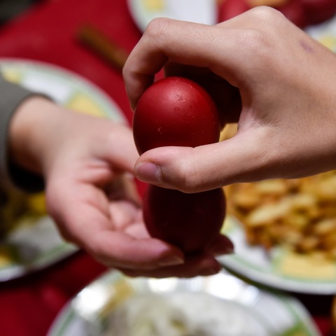 Πάσχα: Να επιτραπούν οι μετακινήσεις με self test και να ανοίξει η εστίαση, προτείνει ο πνευμονολόγος - εντατικολόγος, Θεόδωρος Βασιλακόπουλος