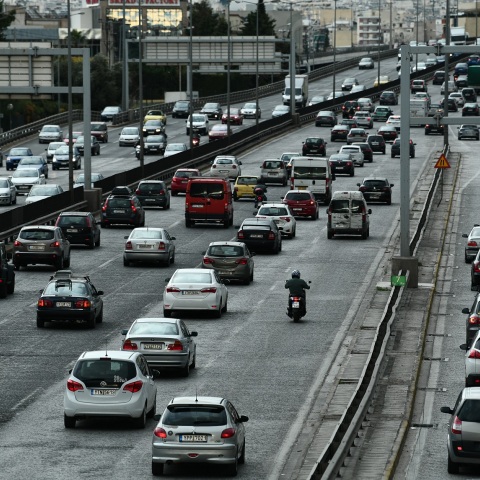 Στον «πάγο» το Πάσχα στα χωριά, οι ειδικοί εκτιμούν ότι τα επιδημιολογικά δεδομένα δεν επιτρέπουν συζήτηση για διαπεριφερειακές μετακινήσεις