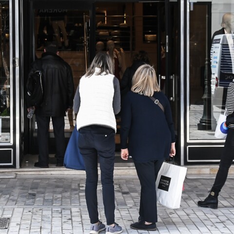 Στιγμιότυπο στην οδό Ερμού 