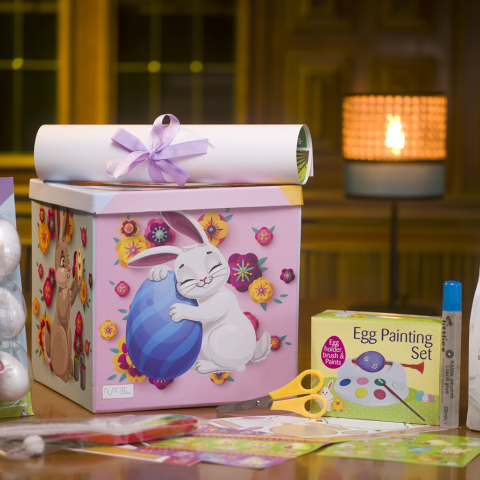 Μετά το χριστουγεννιάτικο κουτί που δημιούργησαν οι Dudettes, σειρά έχει το Πασχαλινό. 