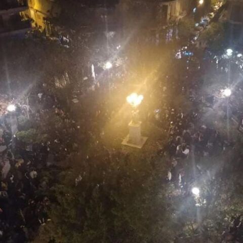 ΣΤΙΓΜΙΟΤΥΠΟ ΑΠΟ ΤΟ ΠΑΡΤΙ ΣΤΗΝ ΠΛΑΤΕΙΑ ΑΓΙΟΥ ΓΕΩΡΓΙΟΥ ΣΤΗΝ ΚΥΨΕΛΗ