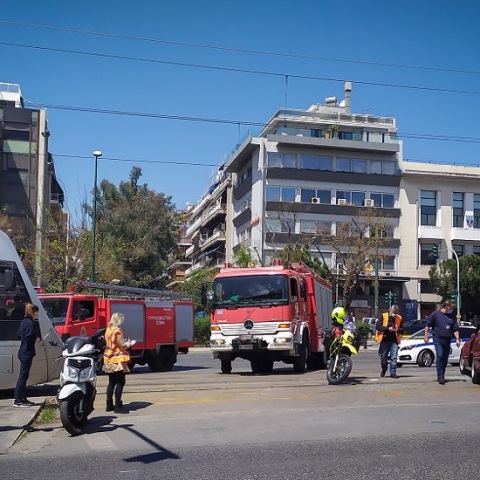 Σύγκρουση συρμού του Τράμ με ΙΧ επιβατικό αυτοκίνητο