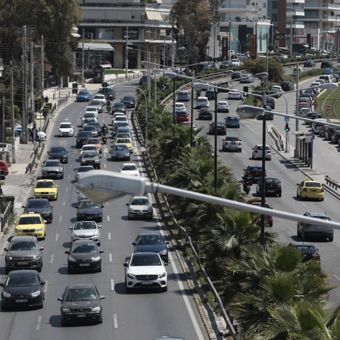 Κίνηση στους δρόμους της Αθήνας