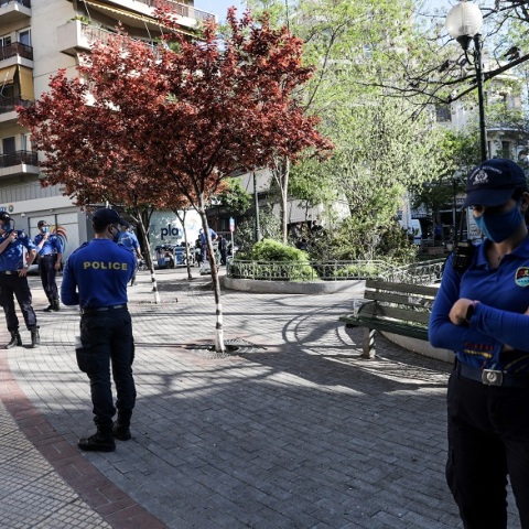 Επιχείρηση της Αστυνομίας στην πλατεία Αγίου Γεωργίου στην Κυψέλη