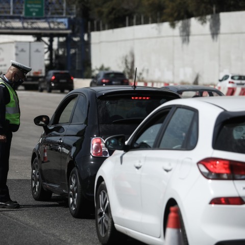 Έλεγχοι για να αποφευχθεί το «Πάσχα στο χωριό»