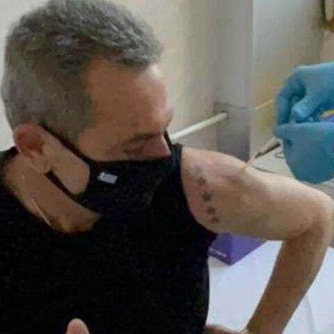 Ο Πάνος Καμμένος εμβολιάστηκε στη Σερβία με το Sputnik-V