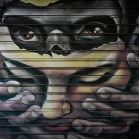 ΑΘΗΝΑ ΓΚΡΑΦΙΤΙ ΣΤΟ ΚΕΝΤΡΟ ΤΗΣ ΠΟΛΗΣ-ΚΟΡΩΝΟΪΟΣ COVID 19