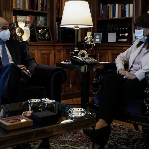 Από τη συνάντηση της ΠτΔ, Κ. Σακελλαροπούλου, με τον ΥΠΕΞ, Νίκο Δένδια