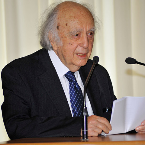 Βάσος Λυσσαρίδης