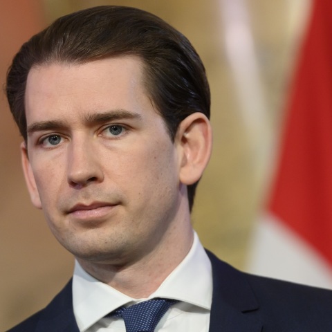 Το σκληρό lockdown που είχε επιβληθεί από την 1η Απριλίου στη Βιέννη και την Κάτω Αυστρία αίρεται και επαναλειτουργούν βασικοί τομείς της δημόσιας ζωής