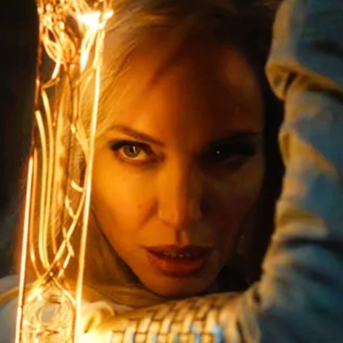 Η Αντζελίνα Τζολί ως Θίνα στη νέα ταινία του MCU, The Eternals