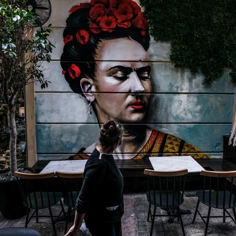 Επαναλειτουργία της εστίασης σε εξωτερικούς χώρους, με τραπεζάκια, αυστηρό ωράριο και χωρίς μουσική – Αναλυτικά τα νέα μέτρα που ισχύουν από σήμερα, 3 Μαΐου