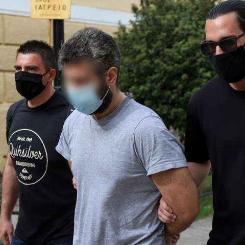 Ο δράστης της δολοφονίας στο Κέντρο Υγείας Καλυβίων