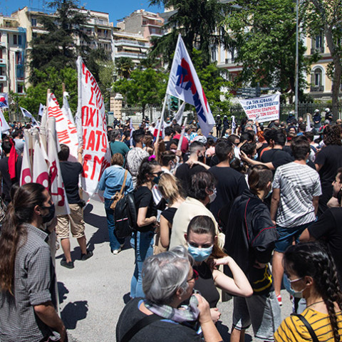 ΘΕΣΣΑΛΟΝΙΚΗ - ΑΠΕΡΓΙΑΚΗ ΣΥΓΚΕΝΤΡΩΣΗ ΓΙΑ ΤΟΝ ΕΟΡΤΑΣΜΟ ΤΗΣ ΕΡΓΑΤΙΚΗΣ ΠΡΩΤΟΜΑΓΙΑΣ ΑΠΟ ΤΟ ΠΑΜΕ