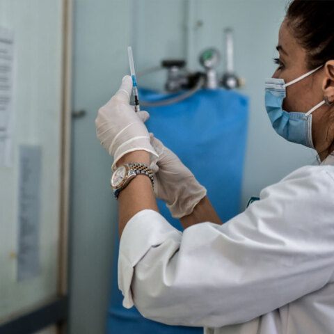 Εμβολιασμός για τον κορωνοϊό - Νέες ανακοινώσεις από ΕΜΑ για εμβόλιο Pfizer και Moderna (ΦΩΤΟ ΑΡΧΕΙΟΥ)