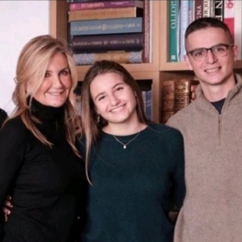 Η φωτογραφία του Κυριάκου Μητσοτάκη για τη Γιορτή της Μητέρας