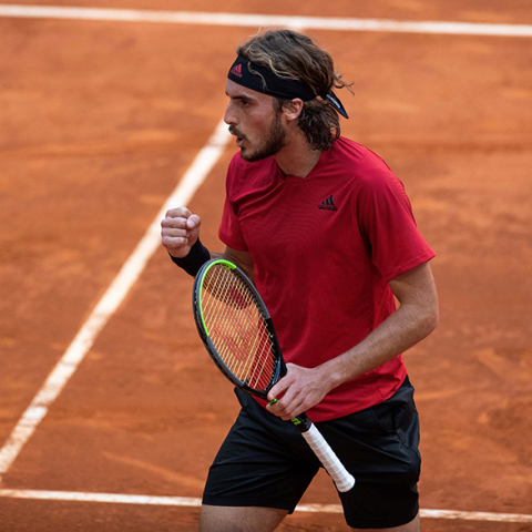 Ο Στέφανος Τσιτσιπάς πανηγυρίζει