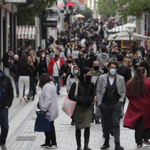 Στιγμιότυπο στην οδό Ερμού