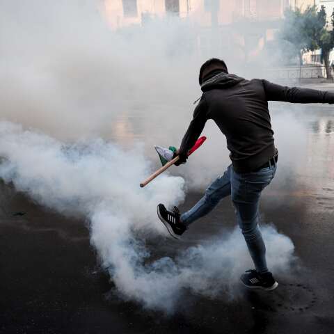 Επεισόδια έξω από την ισραηλινή πρεσβεία 