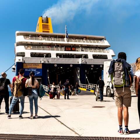  Λιμάνι Σαντορίνης 