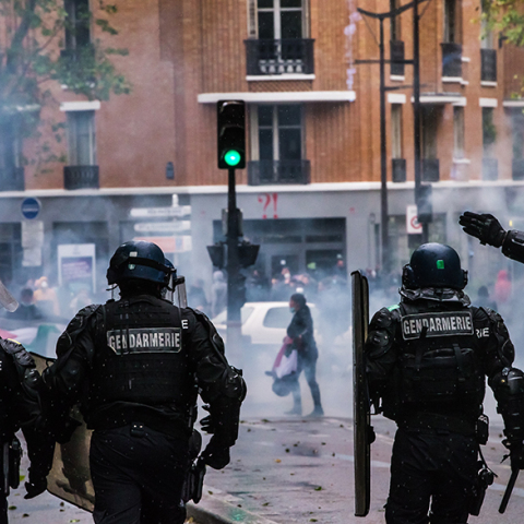 Υπέρ της μαρίν λεπέν το 60% των γάλλων αστυνομικών