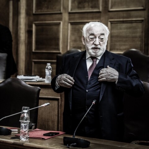 Ο εργολάβος Χρήστος Καλογρίτσας στην προανακριτική επιτροπή