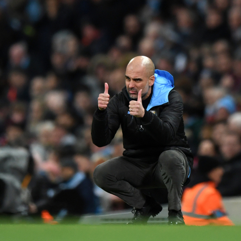 Ο Πεπ Γκουαρδιόλα δίνοντας οδηγίες σε ματς της Μάντσεστερ Σίτι