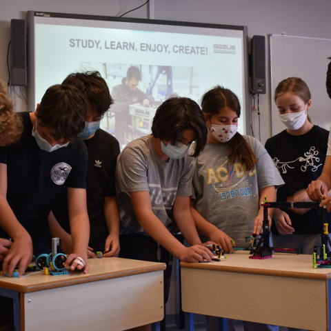 Εκπαιδευτήρια Δούκα, Gizelis Robotics