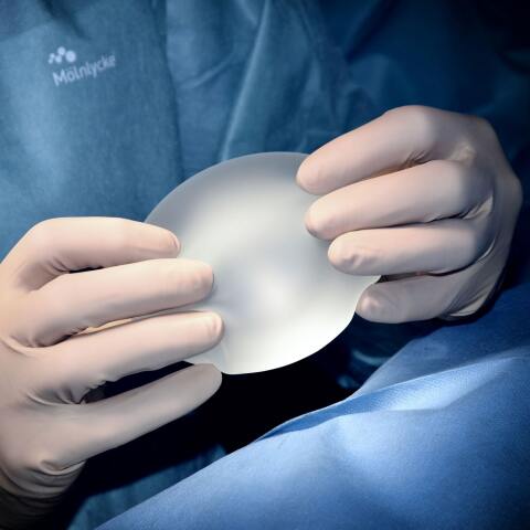  Εμφύτευμα σιλικόνης 