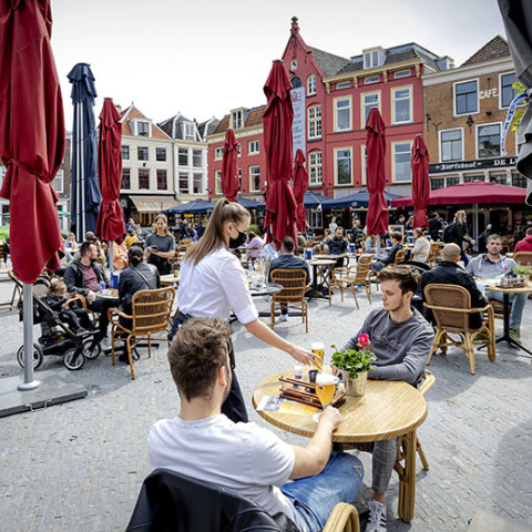 H Ολλανδία επιστρέφει στην κανονικότητα