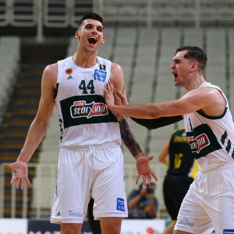 Παναθηναϊκός - ΑEΚ: 94-83