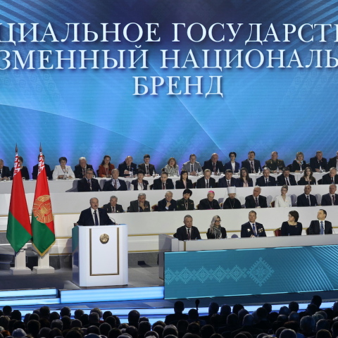 Ο Αλεξάντερ Λουκασένκο απευθύνεται στην παλλαική λευκορωσική εθνοσυνέλευση-φεβρουαριος 2021