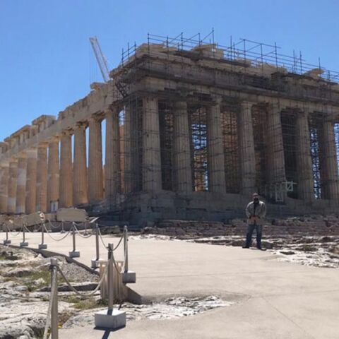 Ο Γιάννης Χάσκαρης, Αρχιτέκτων Μηχανικός, σχολιάζει το «τσιμέντωμα» της Ακρόπολης