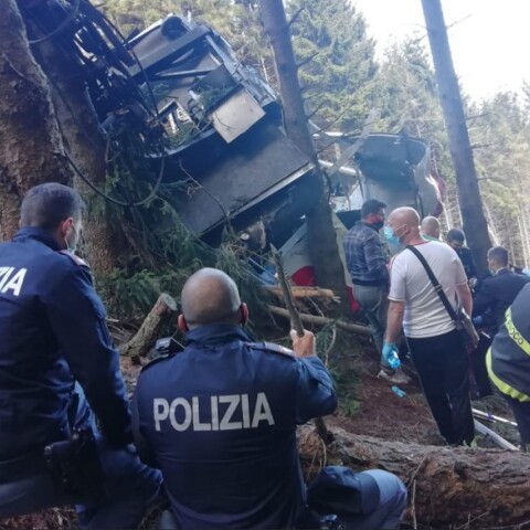 Δυστύχημα με πολλούς νεκρούς λόγω πτώσης τελεφερίκ στην Ιταλία