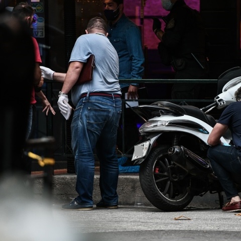 Δολοφονία άνδρα σε καφετέρια στα Σεπόλια