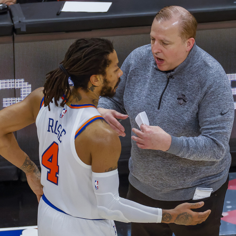 derrick-rose-knicks.jpg