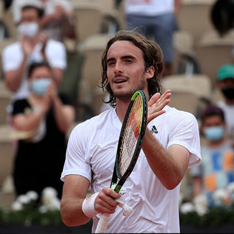 Ο Στέφανος Τσιτσιπάς «σκούπισε» τον Ισπανό Πέδρο Μαρτίνεθ και πέρασε στους «32» του Roland Garros