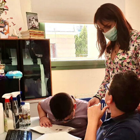 Η Δόμνα Μιχαηλίδου στο Κέντρο Εκπαίδευσης & Αποκατάστασης Τυφλών στην Καλλιθέα