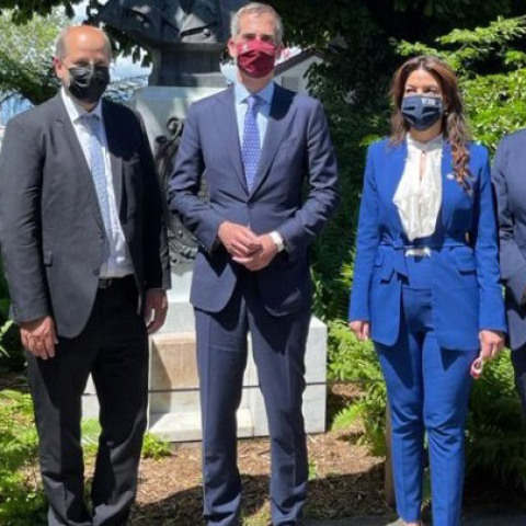 Κώστας Μπακογιάννης στη Λωζάνη, για την μετονομασία «Ιωάννης Καποδίστριας» τμήματος κεντρικού πάρκου 