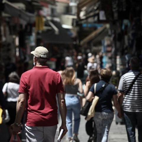 Πολίτες στο κέντρο της Αθήνας