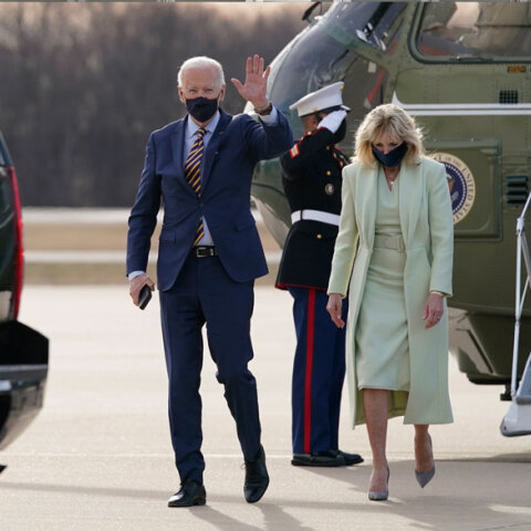 Τζο Μπάιντεν και Τζιλ ετοιμάζονται να επιβιβαστούν στο Air Force One (ΦΩΤΟ ΑΡΧΕΙΟΥ)