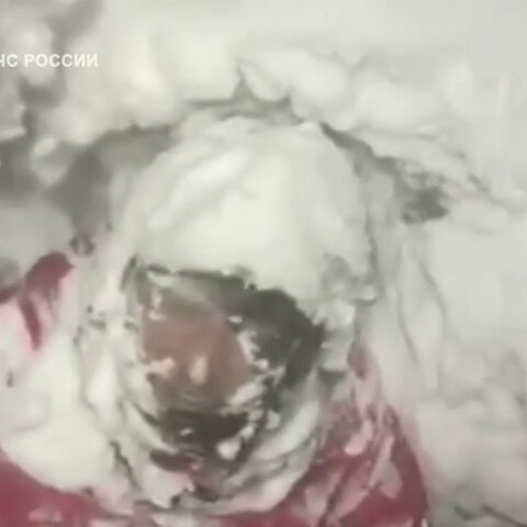 Ορειβάτης «θαμμένος» στο χιόνι στον ρωσικό Καύκασο