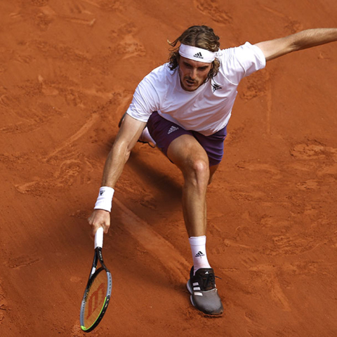 stefanos-tsitsipas-roland-garros-imitelikos.jpg
