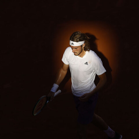 Ο Στέφανος Τσιτσιπάς έπαιξε φανταστικά στον τελικό του Roland Garros αλλά ηττήθηκε με 3-2 σετ από τον Νόβακ Τζόκοβιτς