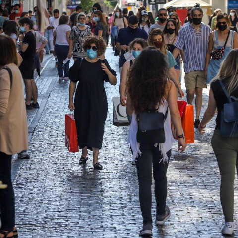Στιγμιότυπο στην οδό Ερμού
